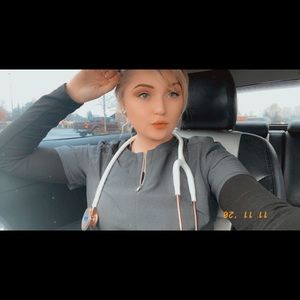 Meet your Posher, Monteia